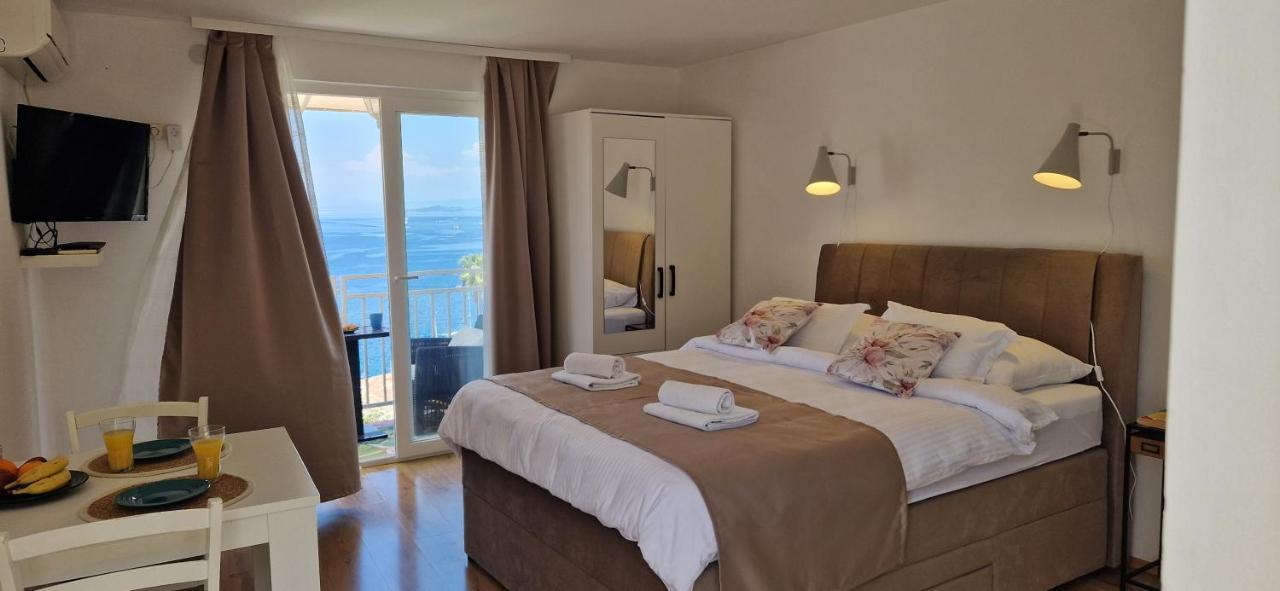 Apartmani Luan Vis Exteriér fotografie
