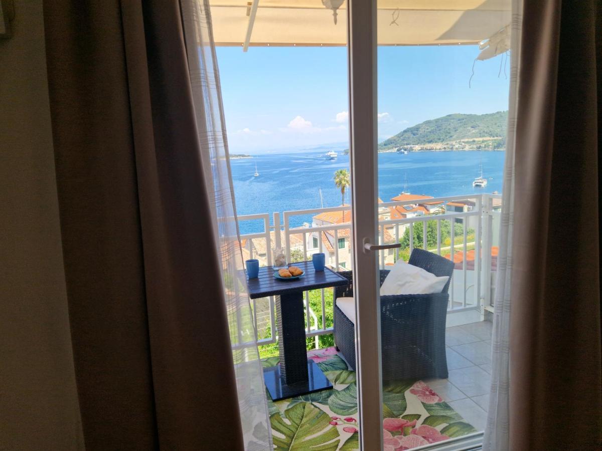 Apartmani Luan Vis Exteriér fotografie