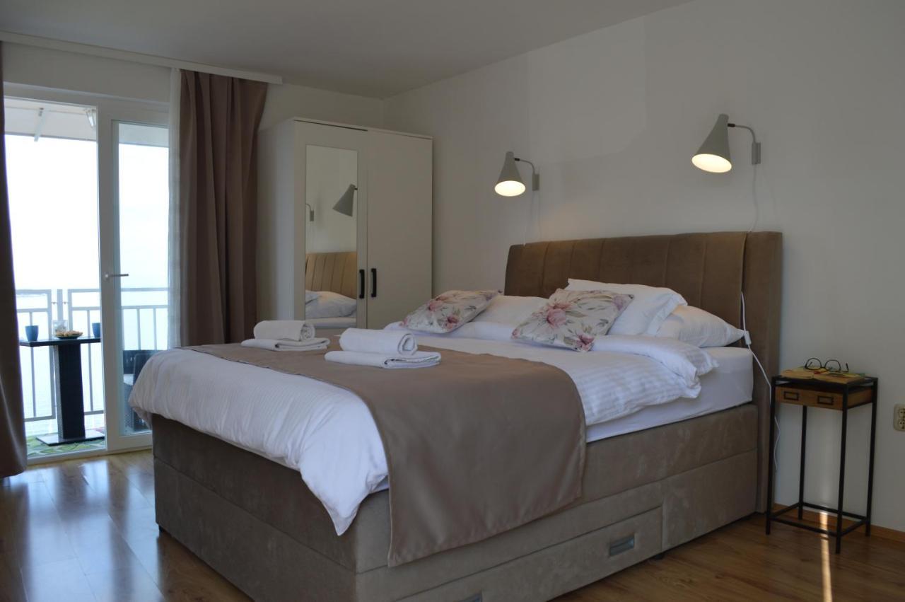 Apartmani Luan Vis Exteriér fotografie